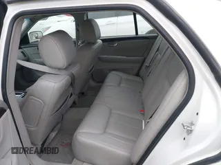 2008 Cadillac DTS 1SA z VIN 1G6KD57Y28U167974, wystawiony jako IAAI lot #40034885 z przebiegiem 116 010 mil mil oraz . Historia ofert i sprzedaży dostępna na DreamBid. Obrazek 8.