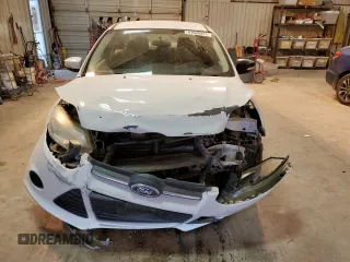 2013 Ford Focus SE with VIN 1FADP3F20DL220904, listed as a Copart auction lot 41628975 with 120,060 mi miles and Salvage Title. Bid and sale history available at carsss.com. Image 5.