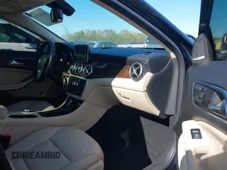 2015 Mercedes-Benz GLA 250 z VIN WDCTG4GB1FJ089422, wystawiony jako IAAI lot #41951269 z przebiegiem 104 554 mil mil oraz . Historia ofert i sprzedaży dostępna na DreamBid. Obrazek 5.