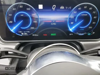 2023 Mercedes-Benz EQE 350+ z VIN W1KEG2BB4PF011740, wystawiony jako Copart lot #53811655 z przebiegiem 31 981 mil mil oraz Szkoda całkowita • Salvage title. Historia ofert i sprzedaży dostępna na DreamBid. Obrazek 9.