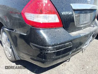 2009 Nissan Versa S with VIN 3N1BC11E19L440957, listed as a IAAI auction lot 40039437 with Not Provided miles and . Bid and sale history available at DreamBid. Image 15.