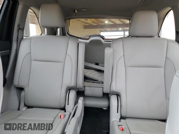 2019 Toyota Highlander Hybrid Limited with VIN 5TDDGRFHXKS075626, listed as a Copart auction lot 46043425 with 47,137 mi miles and Clean title. Bid and sale history available at DreamBid. Image 10.