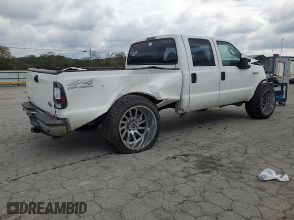 2006 Ford F-250 XL z VIN 1FTSW21516ED71127, wystawiony jako Copart lot #52815955 z przebiegiem 283 978 mil mil oraz Szkoda całkowita • Salvage title. Historia ofert i sprzedaży dostępna na DreamBid. Obrazek 3.