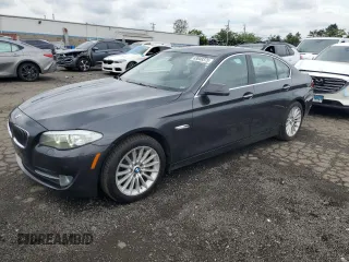 2013 BMW 5 Series 535i xDrive with VIN WBAFU7C51DDU66322, listed as a Copart auction lot 63049375 with 218,168 mi miles and Clean title. Bid and sale history available at DreamBid. Image 1.