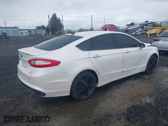 2016 Ford Fusion SE with VIN 3FA6P0H97GR375120, listed as a IAAI auction lot 41899285 with 143,933 mi miles and . Bid and sale history available at carsss.com. Image 4.