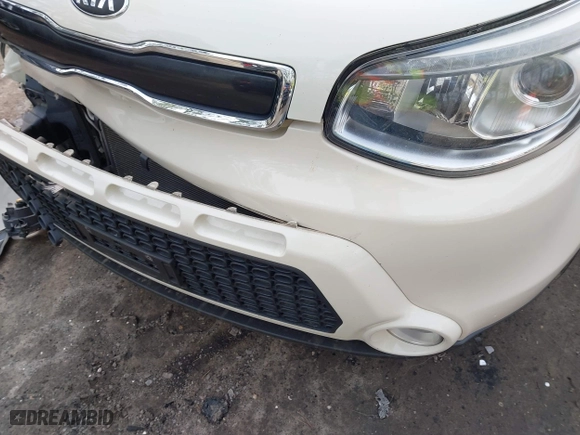 2015 Kia Soul ! with VIN KNDJX3A55F7186713, listed as a IAAI auction lot 41730772 with 86,139 mi miles. Bid and sale history available at carsss.com. Image 6.