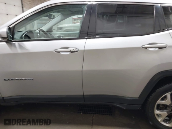 2020 Jeep Compass Limited with VIN 3C4NJDCB6LT148085, listed as a IAAI auction lot 41537903 with 55,878 mi miles and . Bid and sale history available at carsss.com. Image 14.