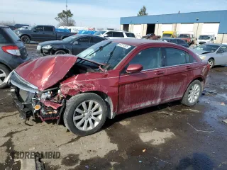 2011 Chrysler 200 Touring with VIN 1C3BC1FB4BN555493, listed as a Copart auction lot 46291365 with 164,566 mi miles and Salvage Title. Bid and sale history available at carsss.com. Image 1.