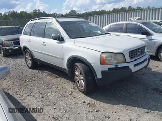 2005 Volvo XC90 with VIN YV1CZ852151197686, listed as a IAAI auction lot 41993202 with 1 mi miles. Bid and sale history available at carsss.com. Image 1.