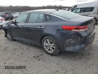 2017 Kia Optima LX z VIN KNAGT4L30H5142492, wystawiony jako Copart lot #43191155 z przebiegiem 63 092 mil mil oraz Szkoda całkowita • Salvage title. Historia ofert i sprzedaży dostępna na DreamBid. Obrazek 2.
