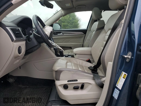 2021 Volkswagen Atlas SEL Premium with VIN 1V2TR2CA6MC513100, listed as a Copart auction lot 52947725 with 65,450 mi miles and Salvage title. Bid and sale history available at DreamBid. Image 7.