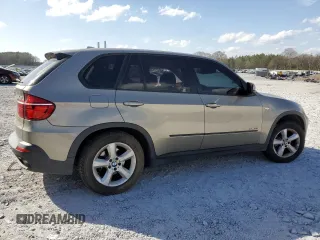 2010 BMW X5 35d with VIN 5UXFF0C58ALT76928, listed as a Copart auction lot 49082825 with 184,662 mi miles and Salvage Title. Bid and sale history available at carsss.com. Image 3.
