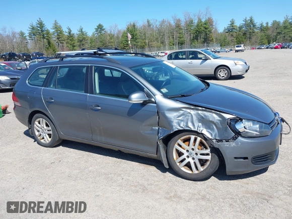 2010 Volkswagen Jetta SportWagen TDI with VIN 3VWTL7AJ7AM704602, listed as a IAAI auction lot 42119650 with 185,761 mi miles. Bid and sale history available at carsss.com. Image 12.