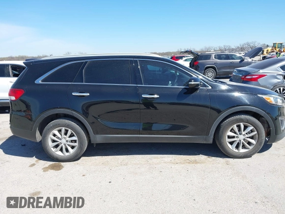 2017 Kia Sorento LX with VIN 5XYPG4A32HG289284, listed as a IAAI auction lot 41869868 with 130,199 mi miles. Bid and sale history available at carsss.com. Image 14.