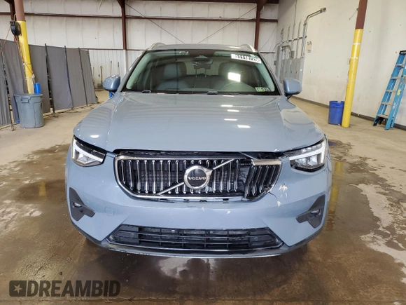 2023 Volvo XC40 Plus Bright Theme с VIN YV4L12UN4P2963605, выставлен на аукционе Copart как лот 51118725 с пробегом 4 406 миль миль и Чистый • Clean title. История ставок и продаж доступна на DreamBid. Изображение 5.