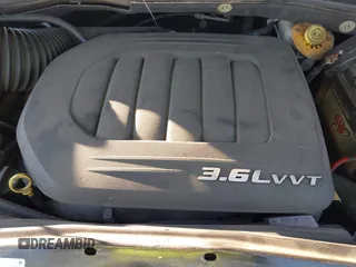 2015 Chrysler Town & Country Touring with VIN 2C4RC1BG8FR537647, listed as a IAAI auction lot 41888638 with 146,866 mi miles. Bid and sale history available at carsss.com. Image 10.