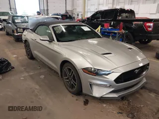 2019 Ford Mustang EcoBoost with VIN 1FATP8UH2K5138609, listed as a IAAI auction lot 41046562 with 84,474 mi miles. Bid and sale history available at carsss.com. Image 1.