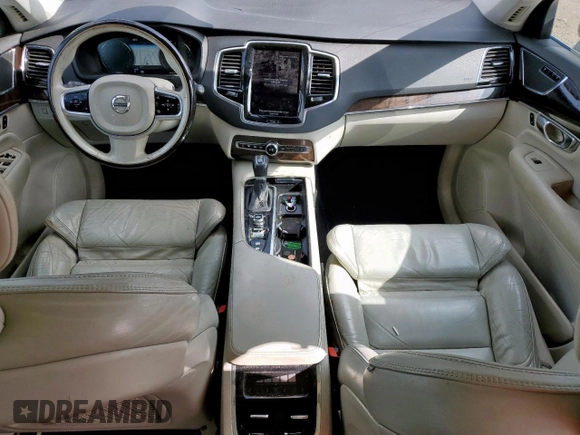2016 Volvo XC90 T6 Momentum with VIN YV4A22PK5G1029819, listed as a Copart auction lot 64135425 with 146,860 mi miles and Clean title. Bid and sale history available at DreamBid. Image 8.