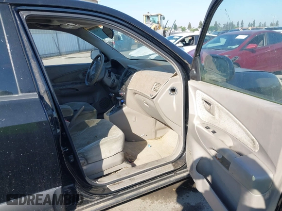 2005 Hyundai Tucson GLS with VIN KM8JN12D55U142254, listed as a IAAI auction lot 42150708 with 222,286 mi miles. Bid and sale history available at carsss.com. Image 5.