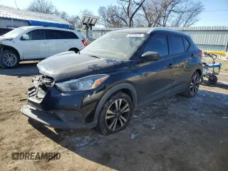 2019 Nissan Kicks SV with VIN 3N1CP5CU3KL547681, listed as a Copart auction lot 42225225 with 147,976 mi miles and Salvage Title. Bid and sale history available at carsss.com. Image 1.