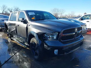 2014 Ram 1500 Big Horn z VIN 1C6RR7LTXES393536, wystawiony jako IAAI lot #41358026 z przebiegiem 173 952 mil mil oraz . Historia ofert i sprzedaży dostępna na DreamBid. Obrazek 1.