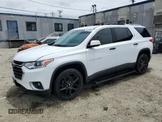 2018 Chevrolet Traverse LT z VIN 1GNERHKW2JJ232355, wystawiony jako Copart lot #56587995 z przebiegiem 55 911 mil mil oraz Szkoda całkowita • Salvage title. Historia ofert i sprzedaży dostępna na DreamBid. Obrazek 1.