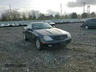 1999 Mercedes-Benz SLK 230/320 z VIN WDBKK47F7XF142078, wystawiony jako Copart lot #43598095 z przebiegiem 61 995 mil mil oraz Szkoda całkowita • Salvage title. Historia ofert i sprzedaży dostępna na DreamBid. Obrazek 10.