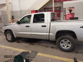 2005 Dodge Dakota Laramie with VIN 1D7HW58N75S188127, listed as a IAAI auction lot 41209206 with 117,480 mi miles and . Bid and sale history available at DreamBid. Image 15.