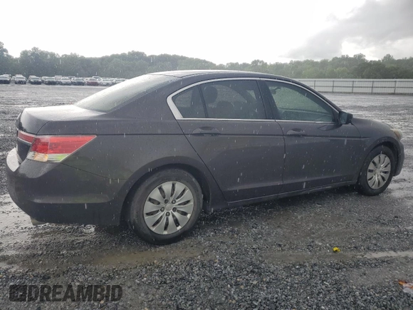 2011 Honda Accord LX z VIN 1HGCP2F36BA037252, wystawiony jako Copart lot #56550215 z przebiegiem 119 657 mil mil oraz Szkoda całkowita • Salvage title. Historia ofert i sprzedaży dostępna na DreamBid. Obrazek 3.