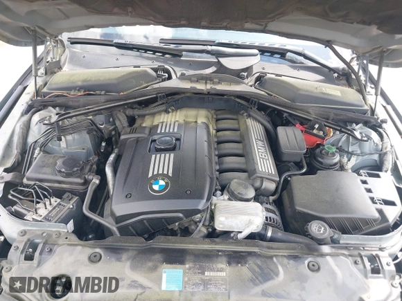 2008 BMW 5 Series 528xi with VIN WBANV13558C150343, listed as a IAAI auction lot 42224443 with 234,163 mi miles and . Bid and sale history available at carsss.com. Image 10.