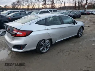 2018 Honda Clarity Plug-In Hybrid with VIN JHMZC5F10JC014118, listed as a Copart auction lot 84088794 with 48,876 mi miles and Salvage Title. Bid and sale history available at carsss.com. Image 3.