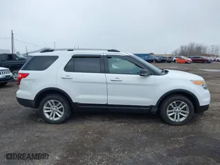 2014 Ford Explorer XLT with VIN 1FM5K8D87EGB54228, listed as a IAAI auction lot 41982245 with 172,827 mi miles. Bid and sale history available at carsss.com. Image 13.