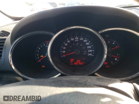 2013 Kia Sorento EX with VIN 5XYKUDA2XDG344908, listed as a Copart auction lot 51639355 with 190,766 mi miles and Salvage title. Bid and sale history available at DreamBid. Image 9.
