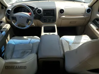 2003 Ford Expedition Special Service z VIN 1FMPU16L53LA07129, wystawiony jako Copart lot #55365635 z przebiegiem 210 660 mil mil oraz Czysty tytuł • Clean title. Historia ofert i sprzedaży dostępna na DreamBid. Obrazek 8.