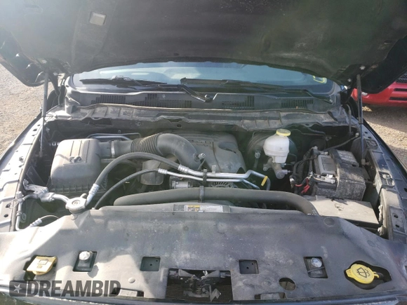 2019 Ram 1500 Big Horn z VIN 1C6RR7LT3KS744346, wystawiony jako Copart lot #46483155 z przebiegiem 19 045 mil mil oraz Szkoda całkowita • Salvage title. Historia ofert i sprzedaży dostępna na DreamBid. Obrazek 7.