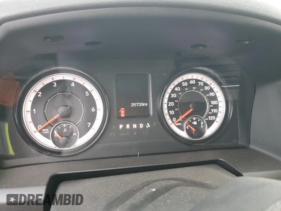 2020 Ram 1500 Express z VIN 3C6RR7KG2LG205374, wystawiony jako Copart lot #86237764 z przebiegiem 25 739 mil mil oraz Nie do naprawy • Non repairable. Historia ofert i sprzedaży dostępna na DreamBid. Obrazek 9.