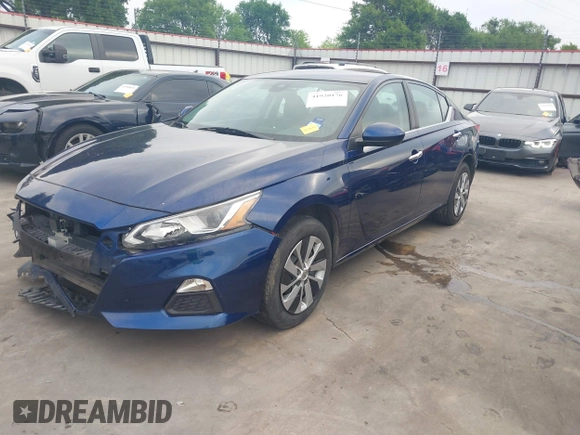 2021 Nissan Altima 2.5 S with VIN 1N4BL4BV0MN361968, listed as a IAAI auction lot 41920176 with 102,458 mi miles. Bid and sale history available at carsss.com. Image 21.