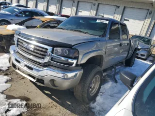 2003 GMC Sierra 2500HD SLE with VIN 1GTHC23G23F136081, listed as a Copart auction lot 41524625 with 190,481 mi miles and Salvage title. Bid and sale history available at DreamBid. Image 1.