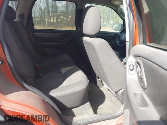2006 Mazda Tribute i with VIN 4F2YZ92Z26KM12006, listed as a IAAI auction lot 41929151 with 181,616 mi miles and . Bid and sale history available at carsss.com. Image 8.