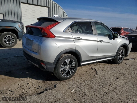 2018 Mitsubishi Eclipse Cross SE with VIN JA4AT5AA4JZ041769, listed as a Copart auction lot 82931314 with 105993 miles and Salvage Title. Bid and sale history available at carsss.com. Image 3.