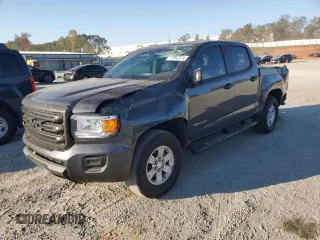 2017 GMC Canyon 2WD with VIN 1GTG5BEA7H1227043, listed as a Copart auction lot 77062374 with 101,338 mi miles and Salvage Title. Bid and sale history available at carsss.com. Image 1.