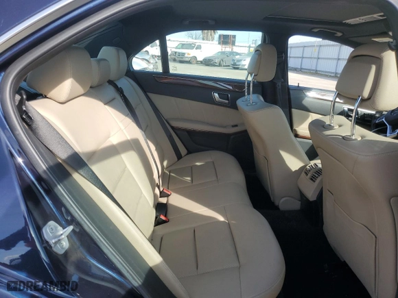 2013 Mercedes-Benz E-Class E 350 Luxury with VIN WDDHF5KB7DA718552, listed as a Copart auction lot 48538795 with 105,295 mi miles and Salvage Title. Bid and sale history available at carsss.com. Image 11.
