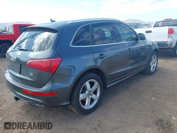 2012 Audi Q5 3.2L Premium Plus with VIN WA1DKAFP8CA115217, listed as a IAAI auction lot 42080098 with 97,187 mi miles. Bid and sale history available at carsss.com. Image 4.