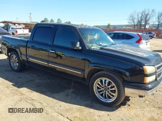 2006 Chevrolet Silverado 1500 LT1 with VIN 2GCEC13T461248659, listed as a IAAI auction lot 41700376 with 179,393 mi miles. Bid and sale history available at carsss.com. Image 1.