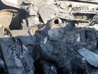 2019 Kia Sorento LX z VIN 5XYPG4A5XKG490455, wystawiony jako Copart lot #57693815 z przebiegiem Nie podano mil oraz Nie do naprawy • Non repairable. Historia ofert i sprzedaży dostępna na DreamBid. Obrazek 9.