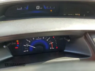 2014 Honda Civic LX z VIN 19XFB2F57EE215652, wystawiony jako Copart lot #60287605 z przebiegiem 206 135 mil mil oraz Czysty tytuł • Clean title. Historia ofert i sprzedaży dostępna na DreamBid. Obrazek 9.