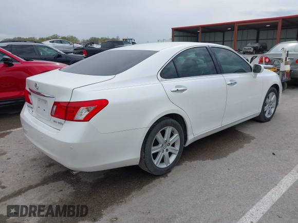 2008 Lexus ES 350 with VIN JTHBJ46G282183370, listed as a IAAI auction lot 42011306 with 230,946 mi miles. Bid and sale history available at carsss.com. Image 4.