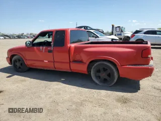 2000 GMC Sonoma SLS z VIN 1GTCS19W0Y8262960, wystawiony jako Copart lot #56512435 z przebiegiem 243 662 mil mil oraz Tytuł czysty. Historia ofert i sprzedaży dostępna na DreamBid. Obrazek 2.