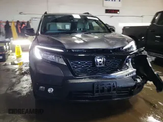 2021 Honda Passport Touring with VIN 5FNYF8H98MB012326, listed as a Copart auction lot 52165835 with 21,679 mi miles and Salvage Title. Bid and sale history available at carsss.com. Image 13.