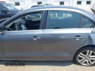 2017 Volkswagen Jetta S с VIN 3VW2B7AJ5HM367453, выставлен на аукционе IAAI как лот 42692978 с пробегом 265 929 миль миль и . История ставок и продаж доступна на DreamBid. Изображение 15.